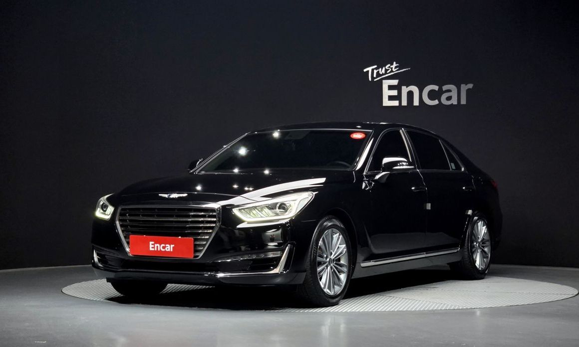Genesis EQ900 2017
