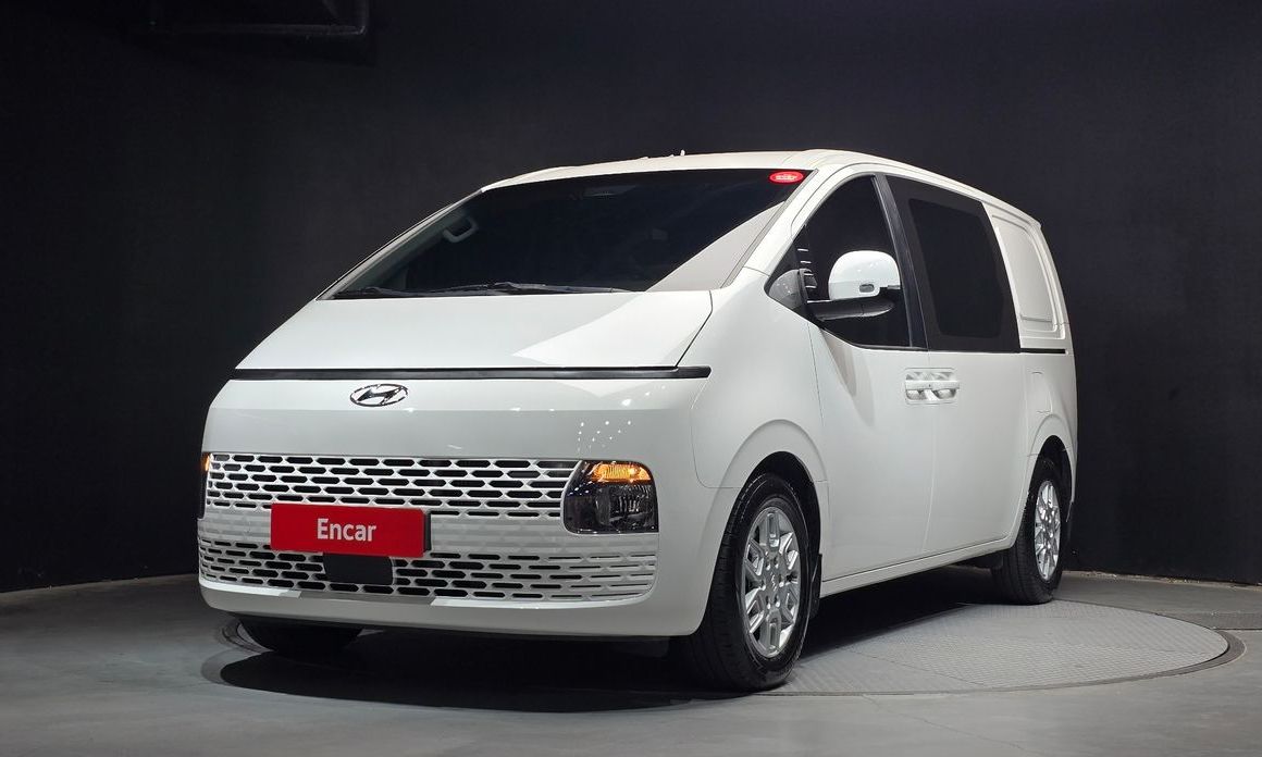 Hyundai Staria 2022