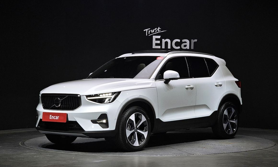Volvo XC40 2023