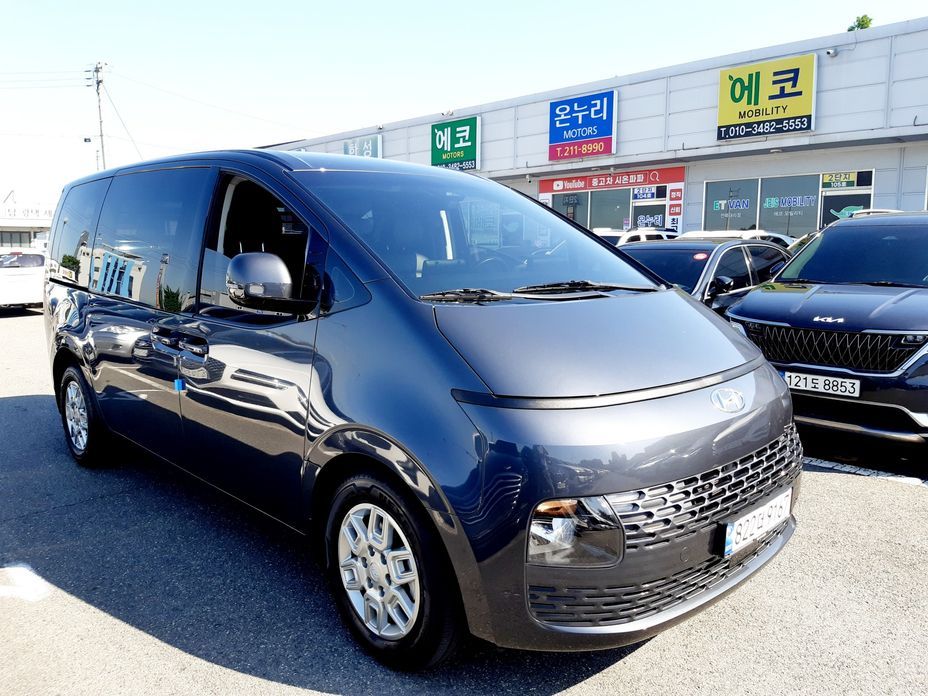 Hyundai Staria 2023