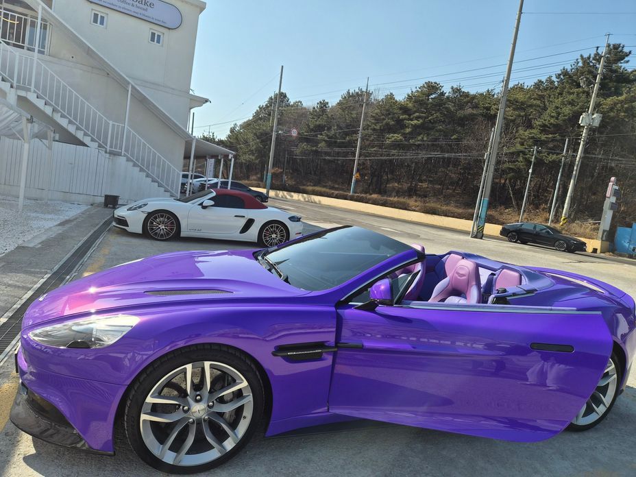 Astonmartin Vanquish 2015