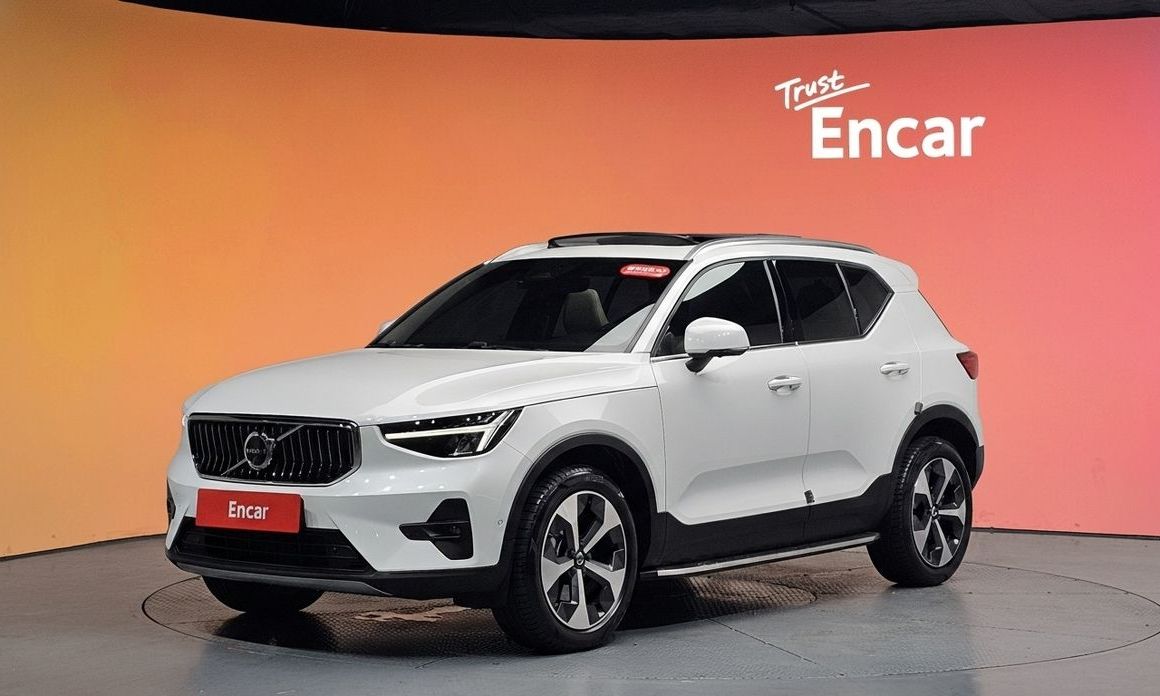 Volvo XC40 2023