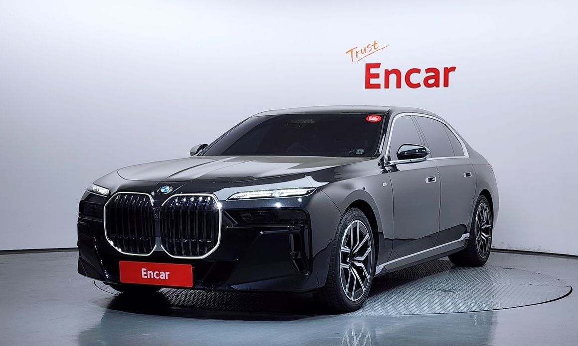 BMW 7-Series 2025