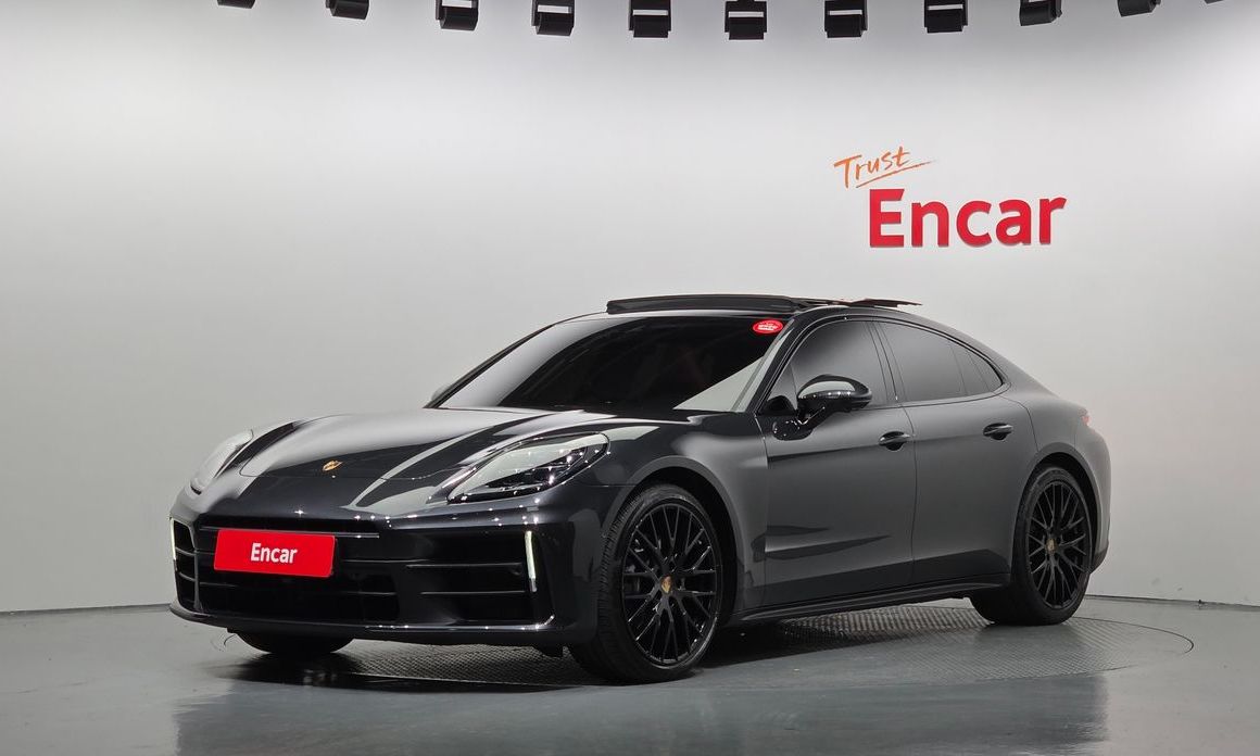 Porsche Panamera 2024