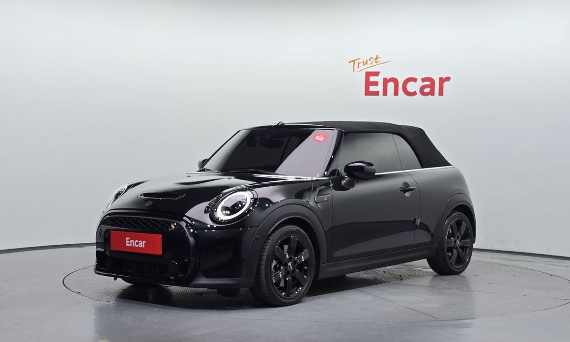 Mini Cooper Convertible 2023
