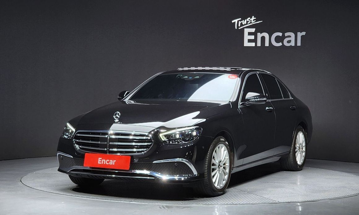 Mercedes-Benz E-Class 2021