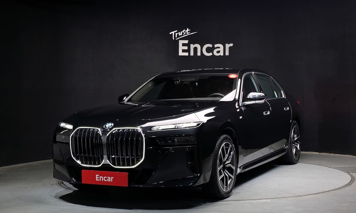 BMW 7-Series 2025