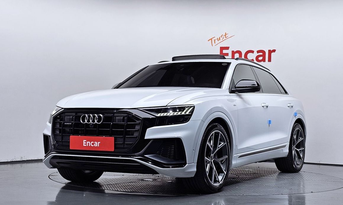 Audi Q8 2023