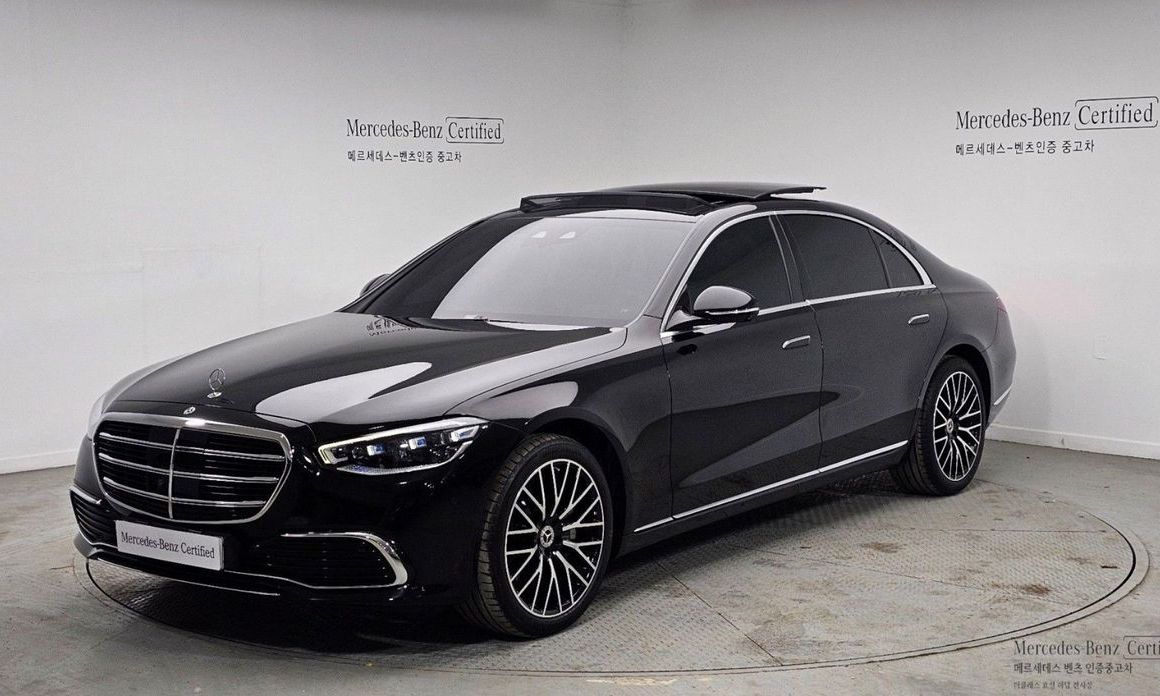 Mercedes-Benz S-Class 2025