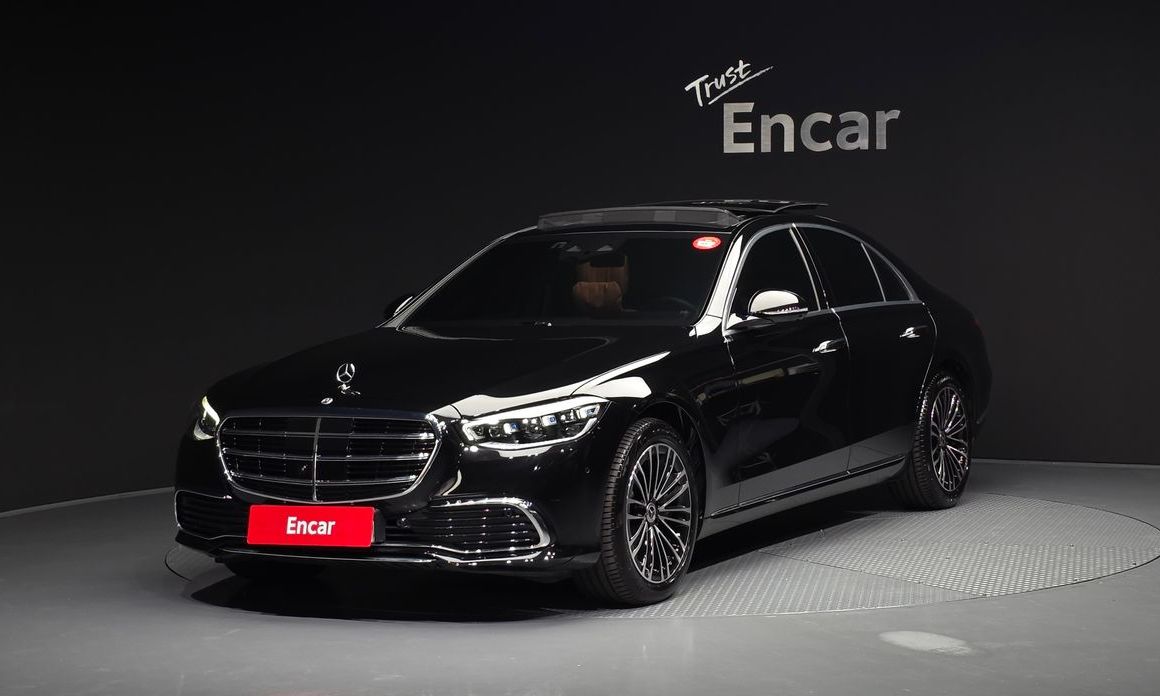 Mercedes-Benz S-Class 2025