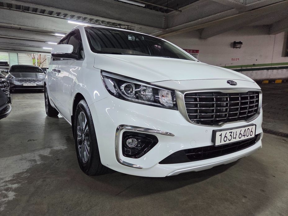 Kia Canival 2019