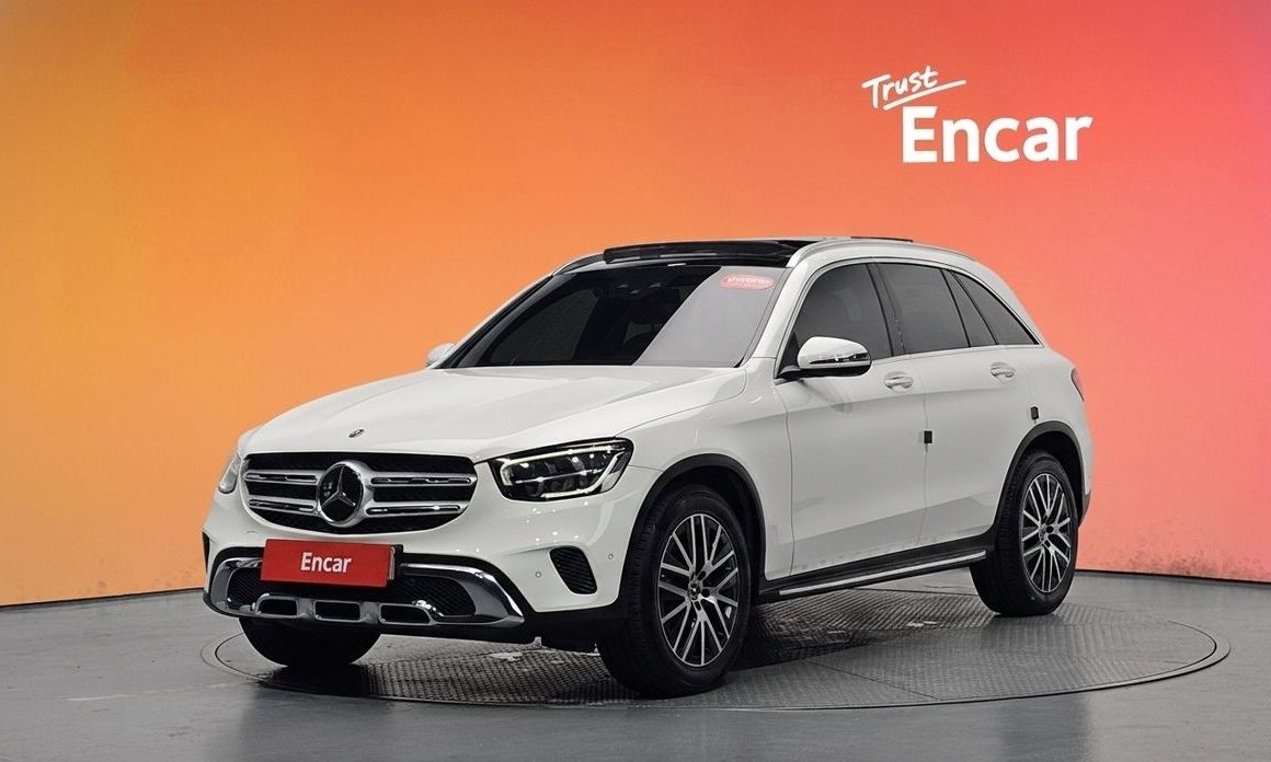 Mercedes-Benz GLC-Class 2021