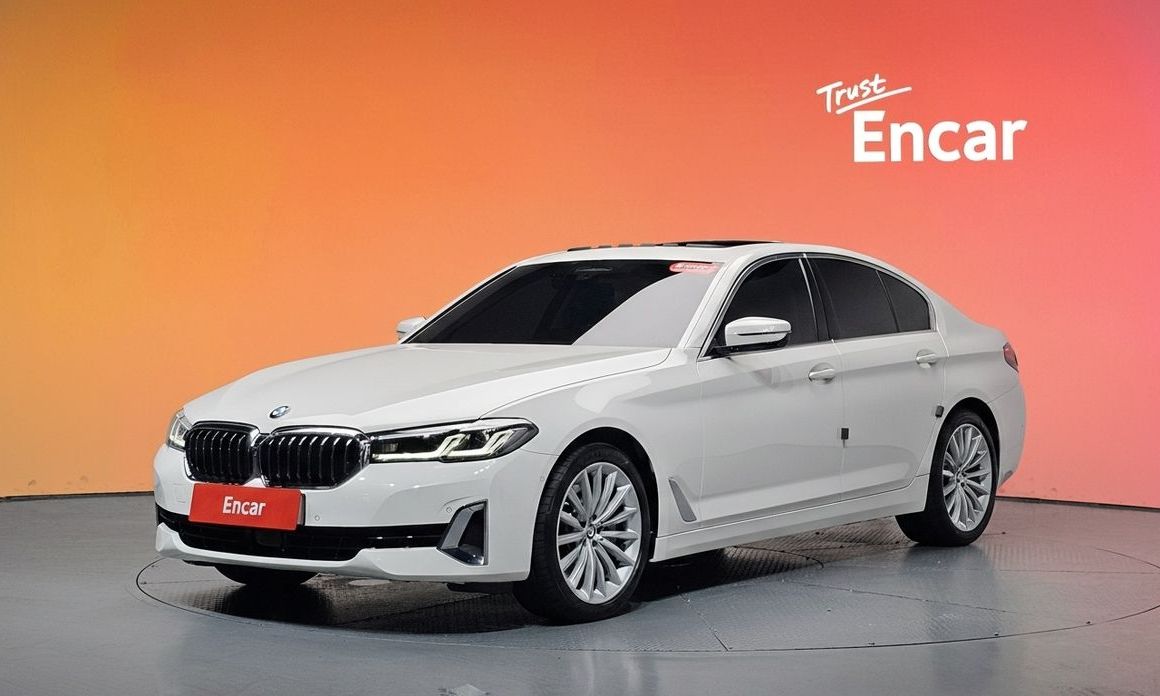 BMW 5-Series 2023
