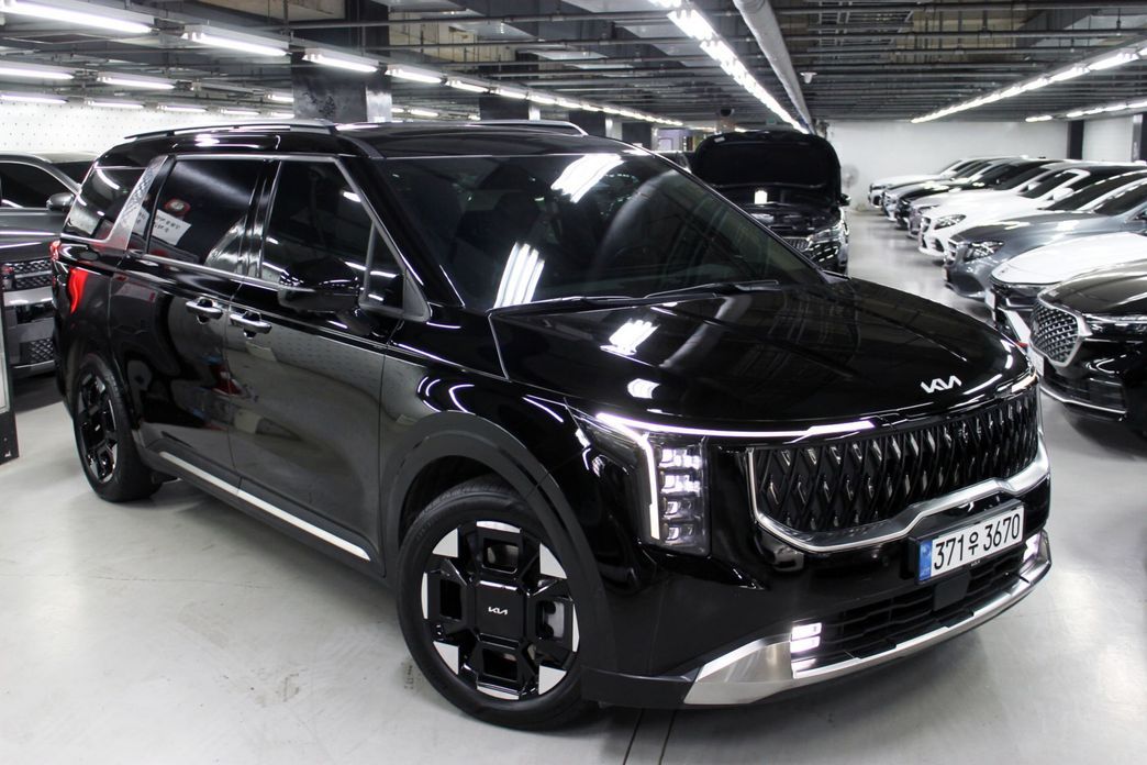 Kia Canival 2024