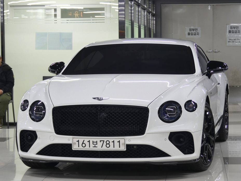 Bentley Continental 2023