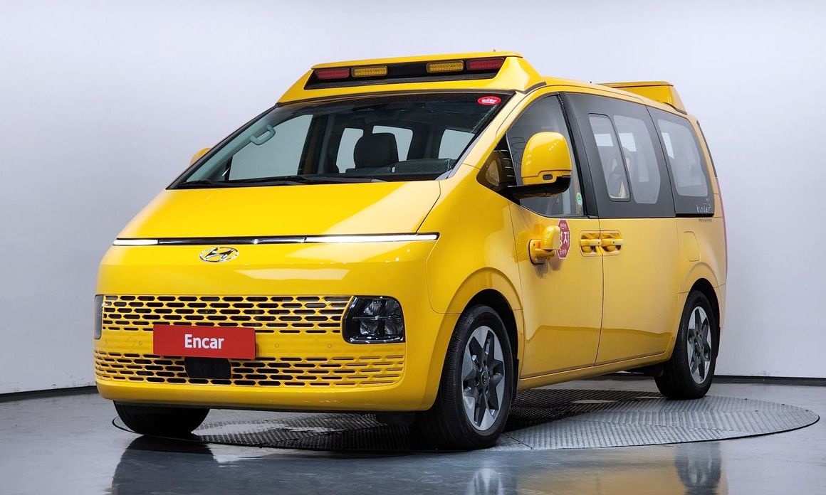 Hyundai Staria 2023