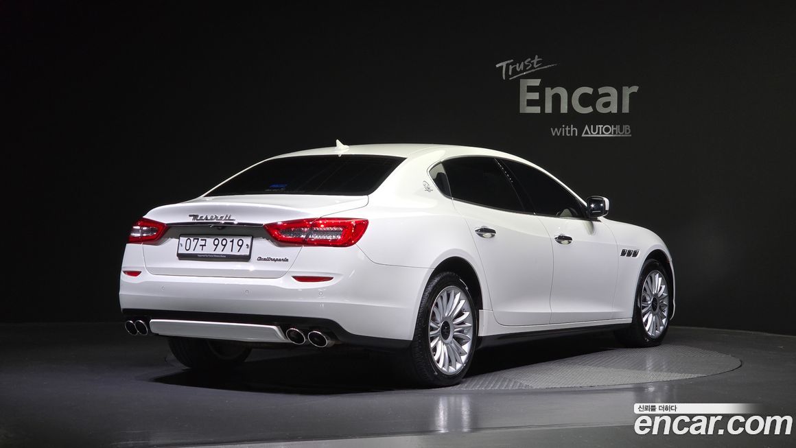 Maserati Quattroporte 2015