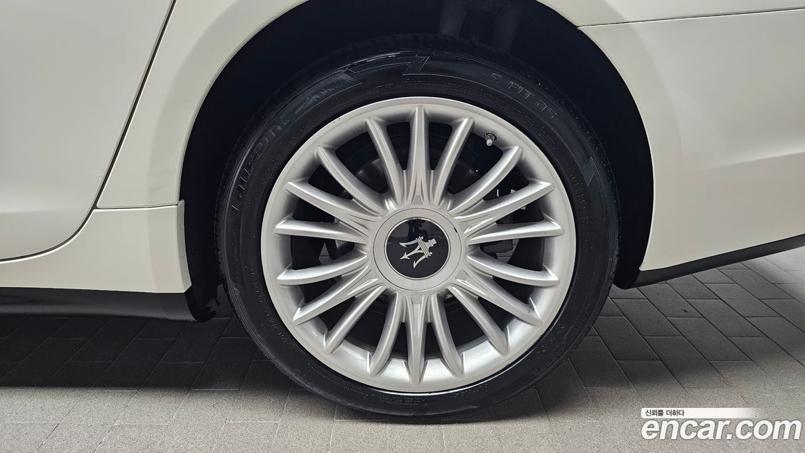 Maserati Quattroporte 2015