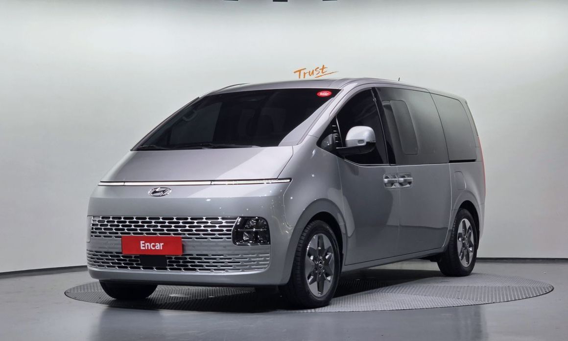 Hyundai Staria 2023