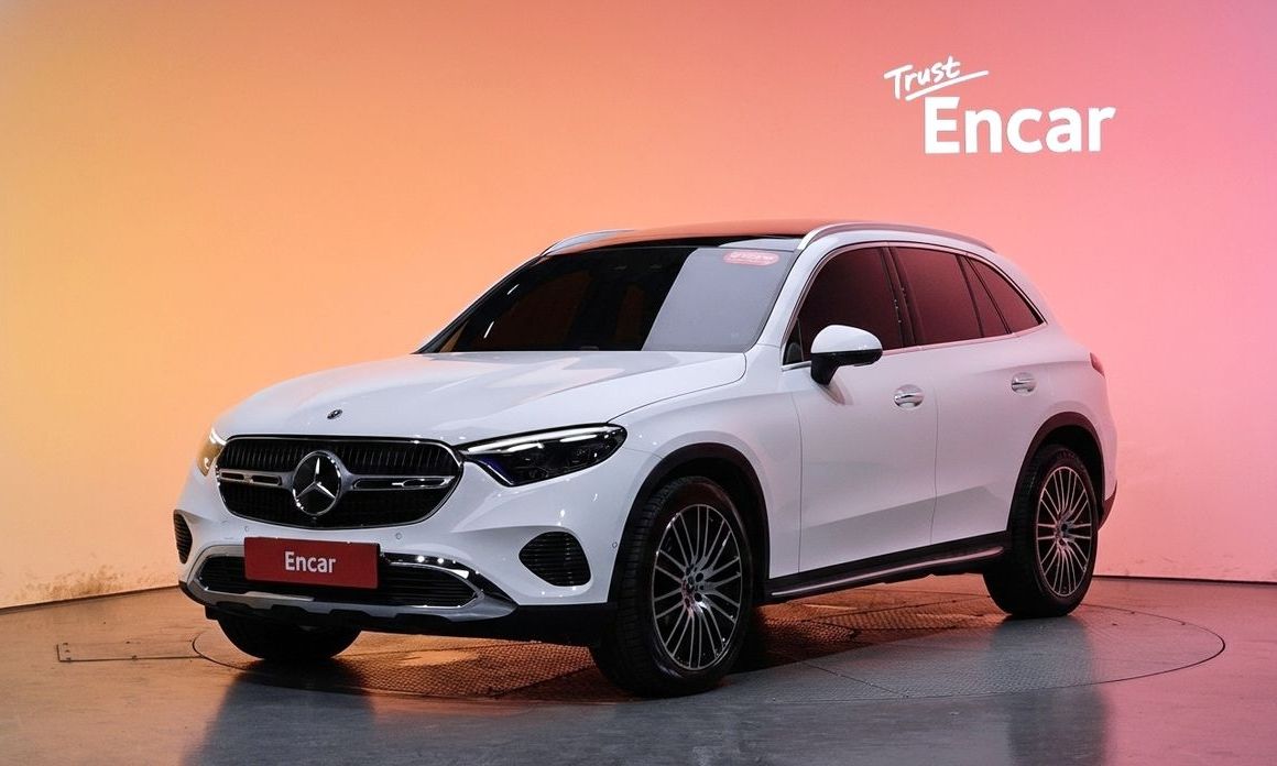 Mercedes-Benz GLC-Class 2025