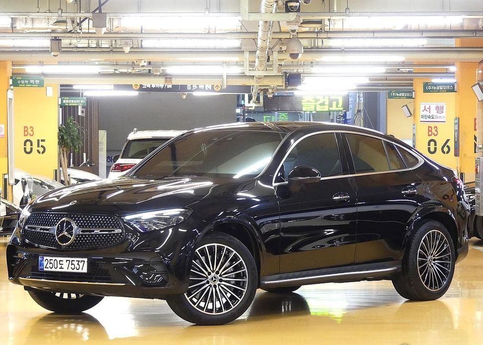 Mercedes-Benz GLC-Class 2024