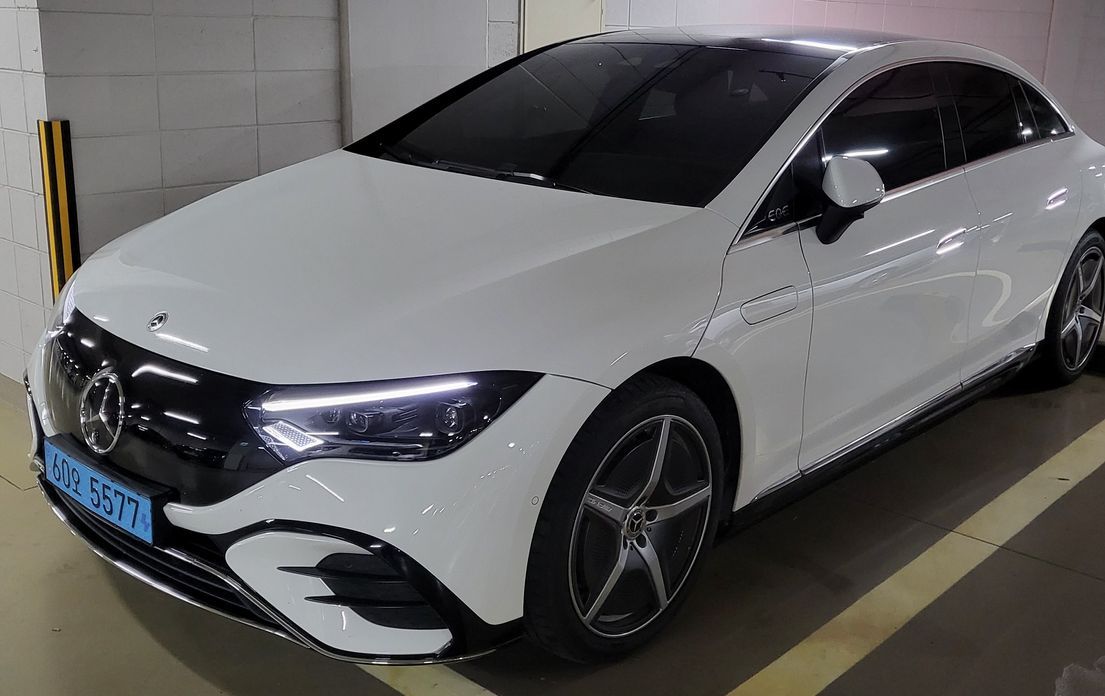 Mercedes-Benz EQE 2023