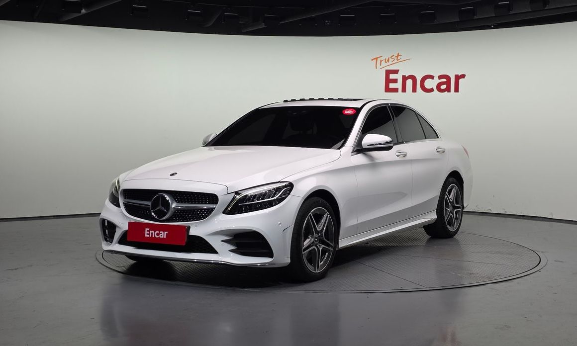 Mercedes-Benz C-Class 2021