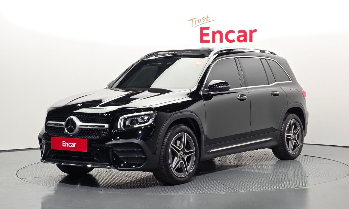 Mercedes-Benz GLB-Class 2023