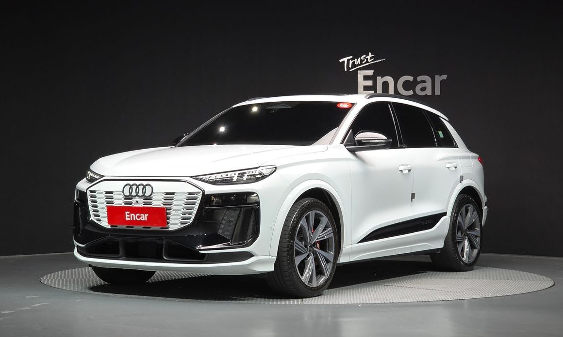 Audi SQ6 e-tron 2025