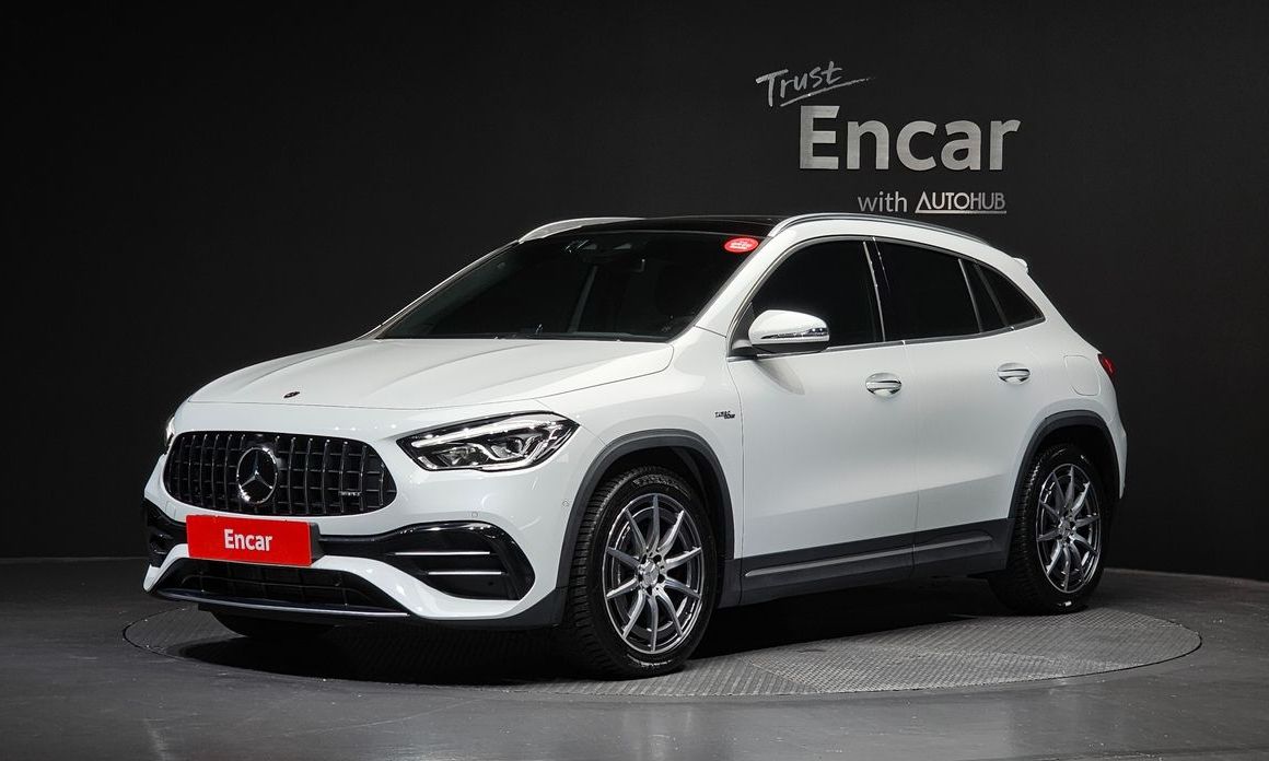 Mercedes-Benz GLA-Class 2021