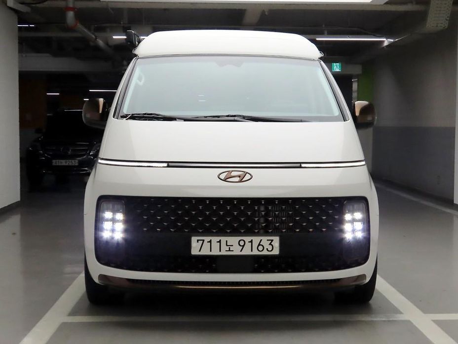 Hyundai Staria 2024