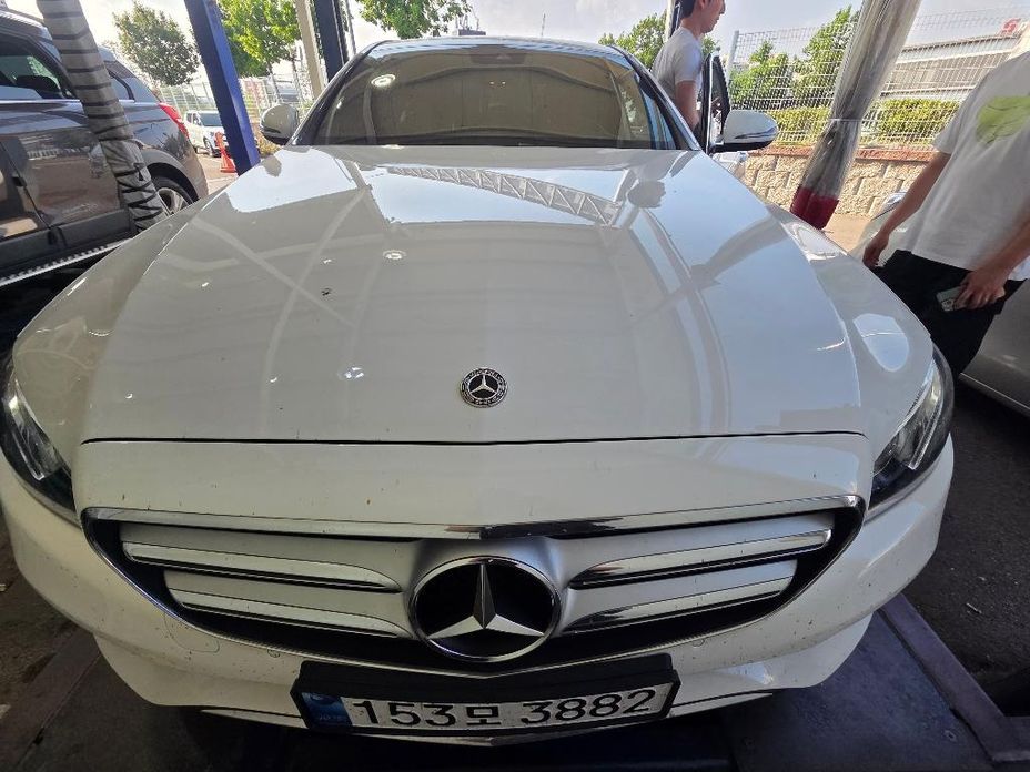 Mercedes-Benz E-Class 2019