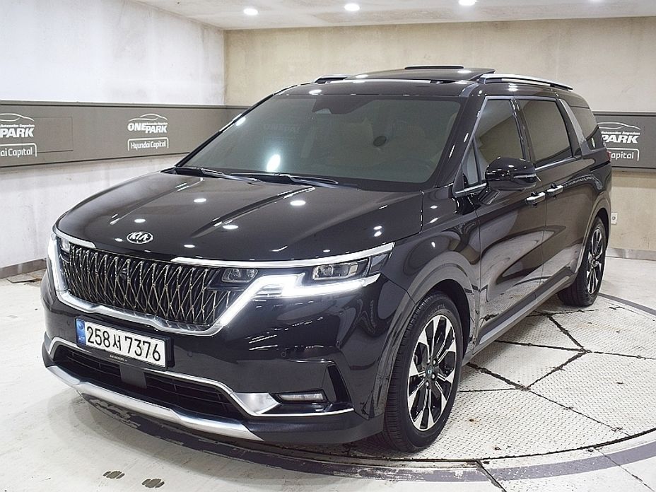 Kia Canival 2021