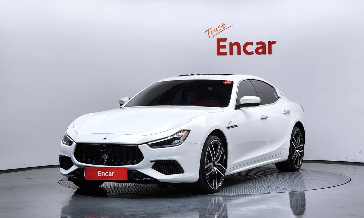 Maserati Ghibli 2021