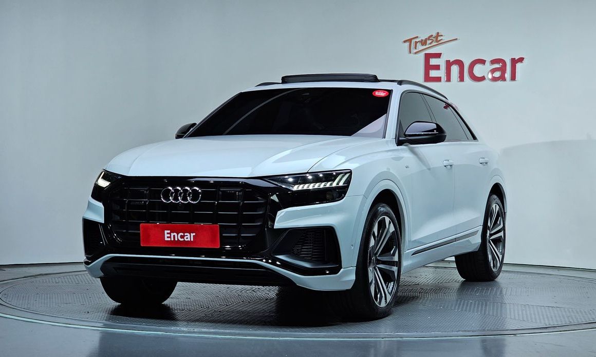 Audi Q8 2023