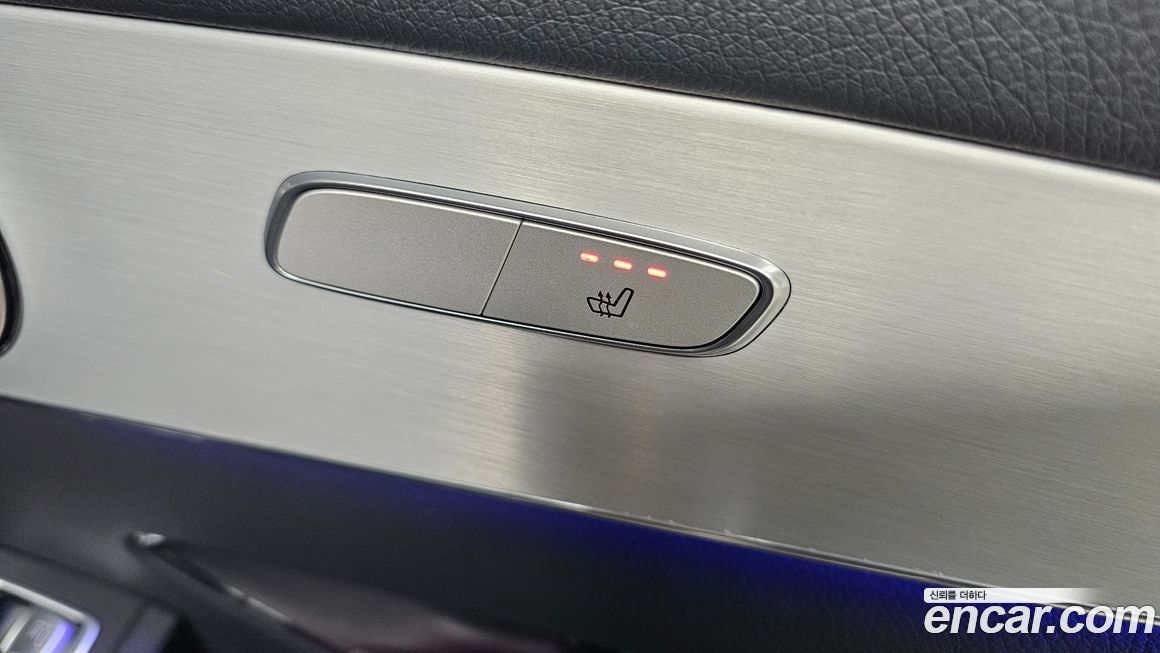 Mercedes-Benz GLC-Class 2020