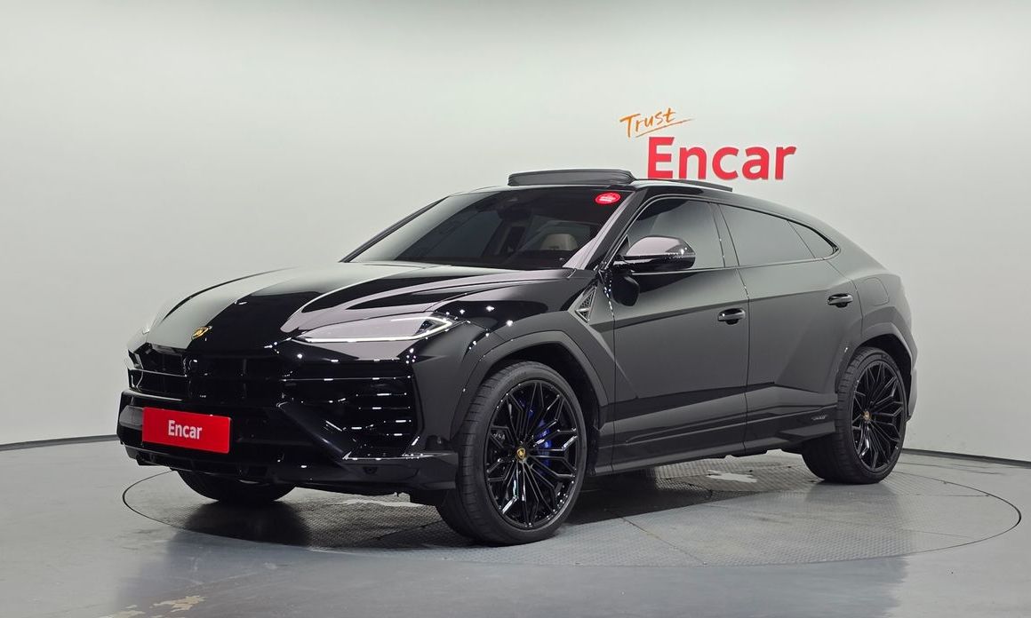 Lamborghini Urus 2025