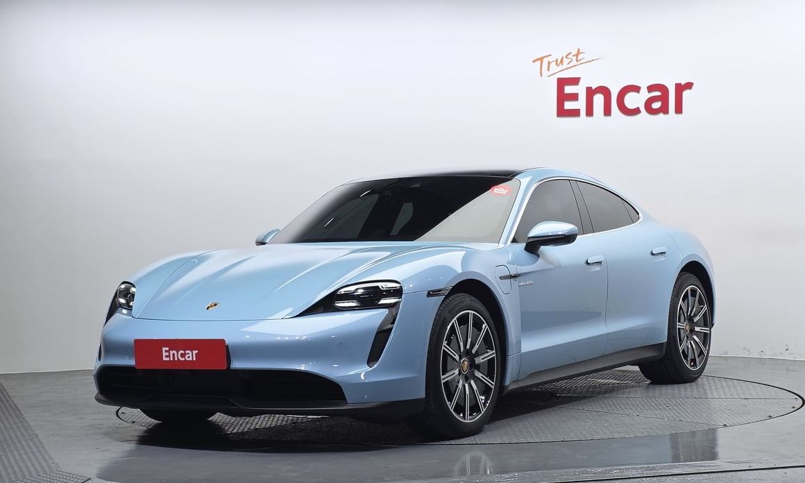 Porsche Taycan 2021