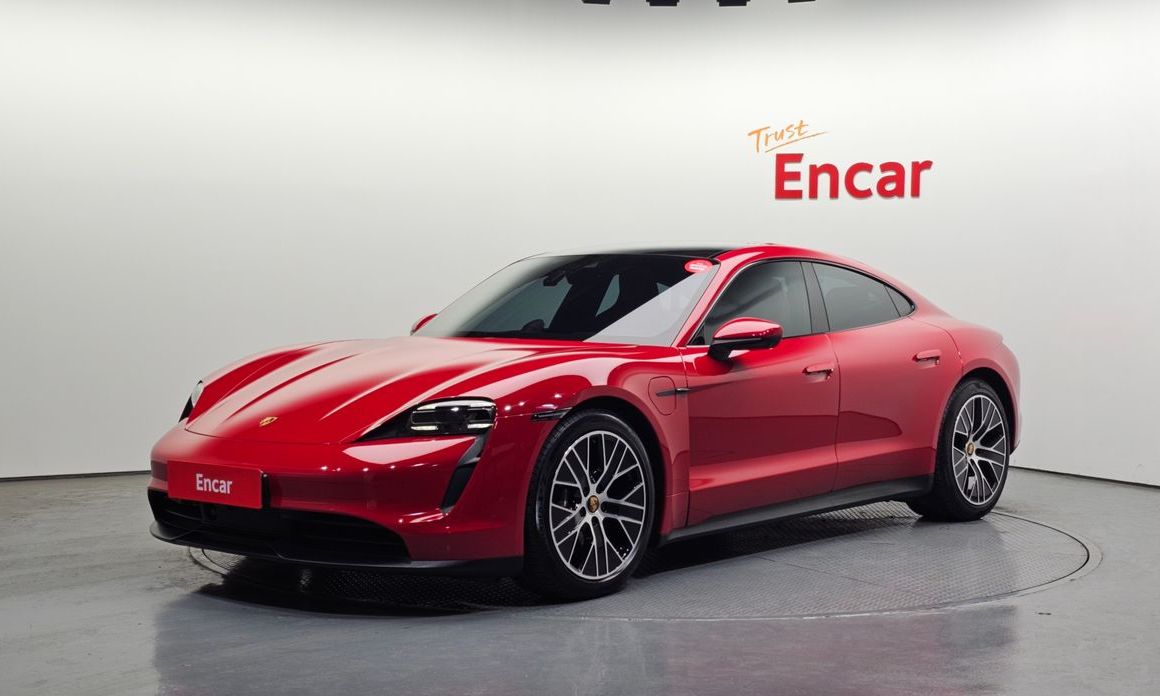 Porsche Taycan 2023