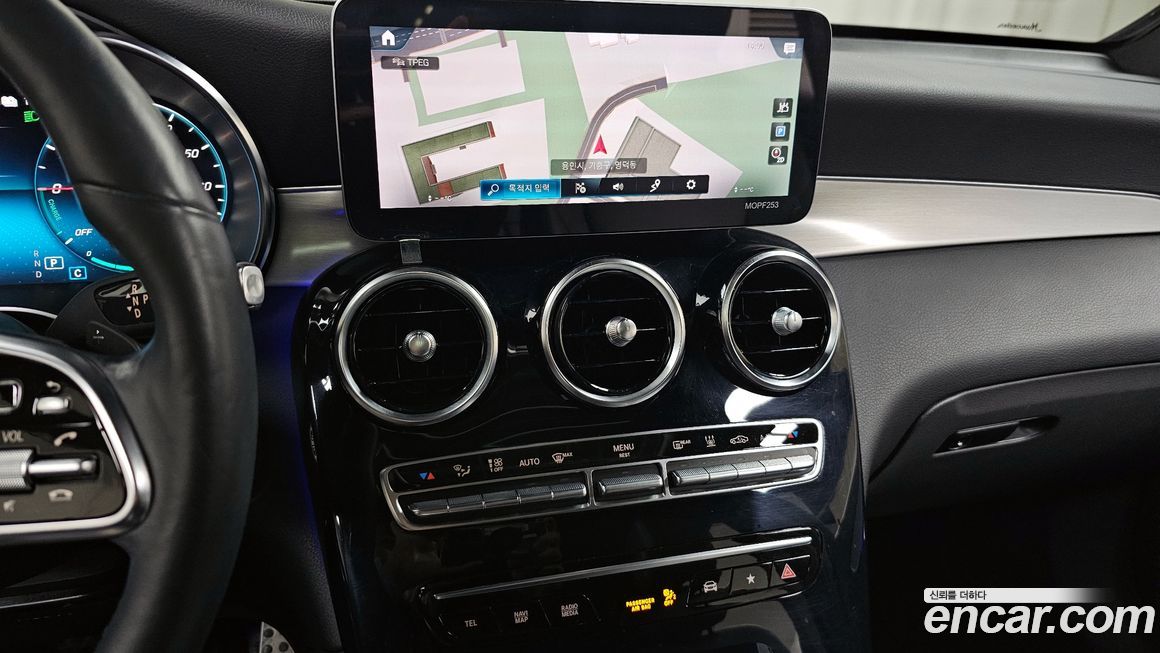 Mercedes-Benz GLC-Class 2020