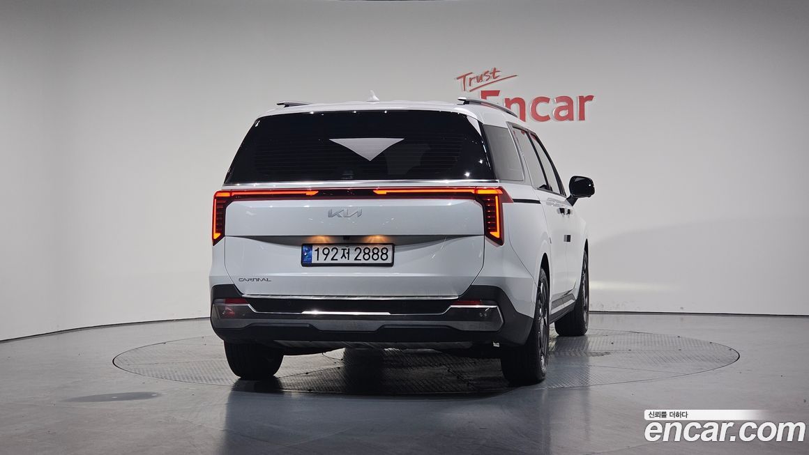 Kia Canival 2024