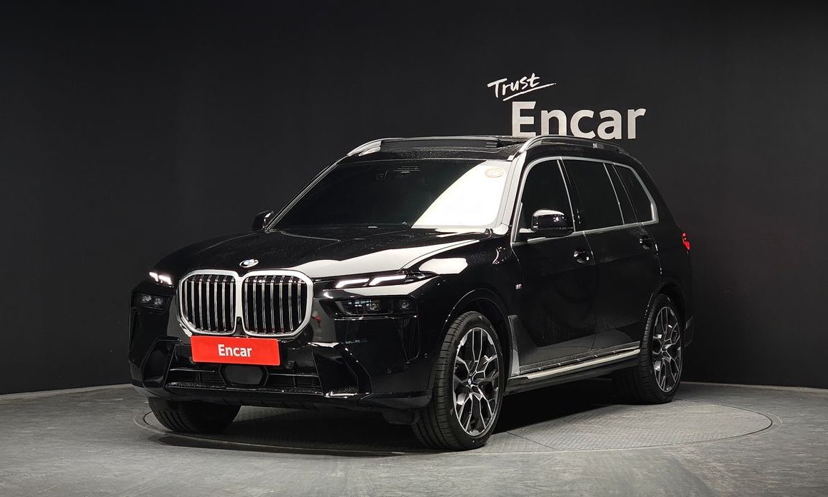 BMW X7 2025