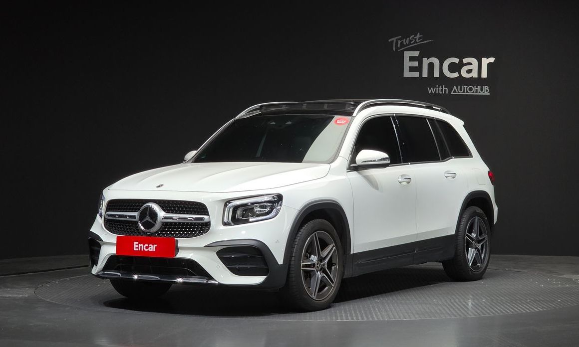 Mercedes-Benz GLB-Class 2023
