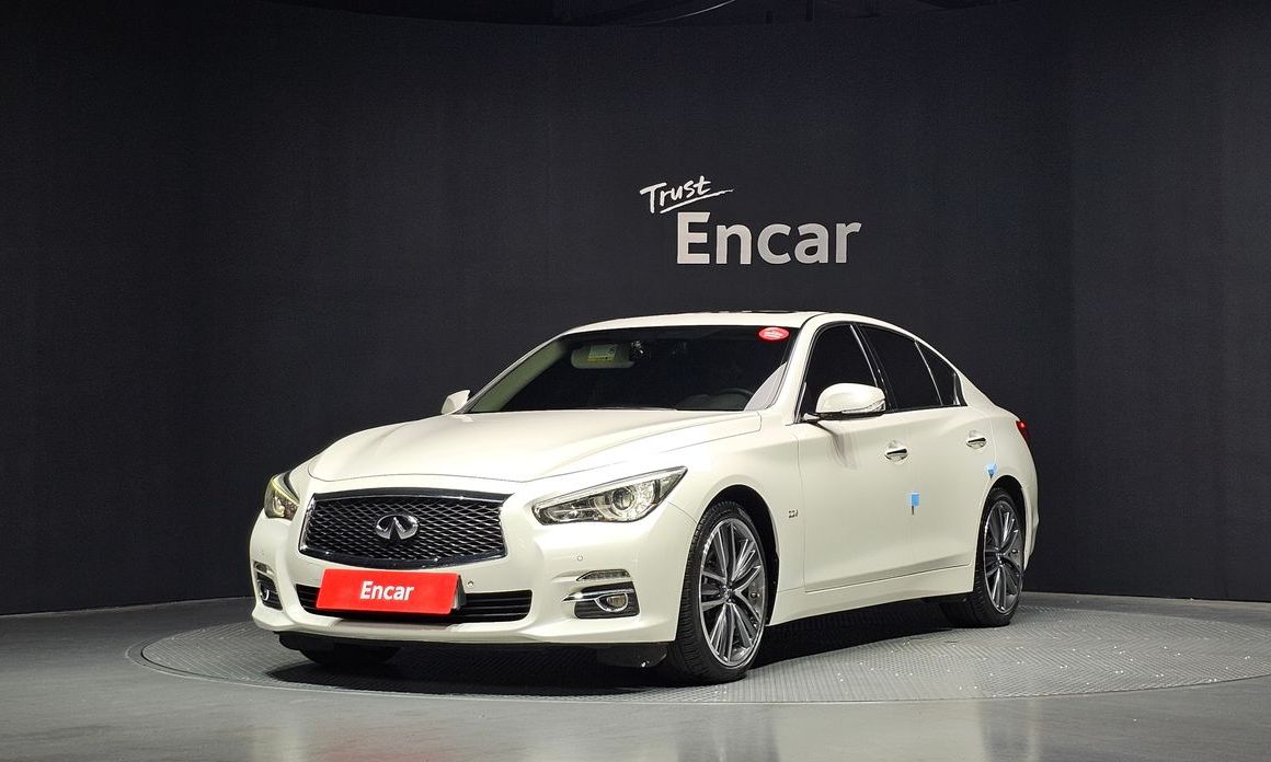 Infiniti Q50 2016