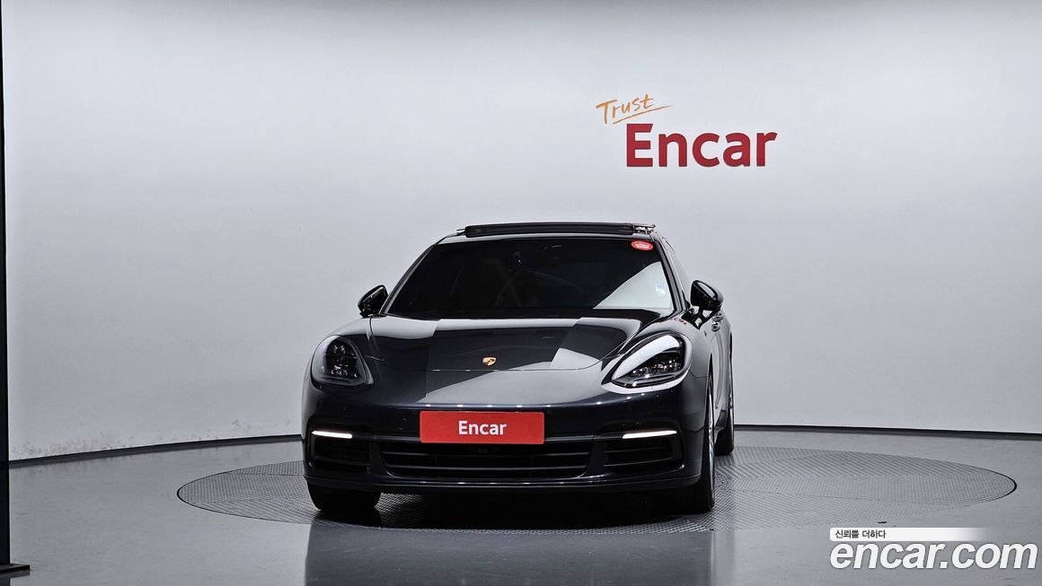 Porsche Panamera 2018