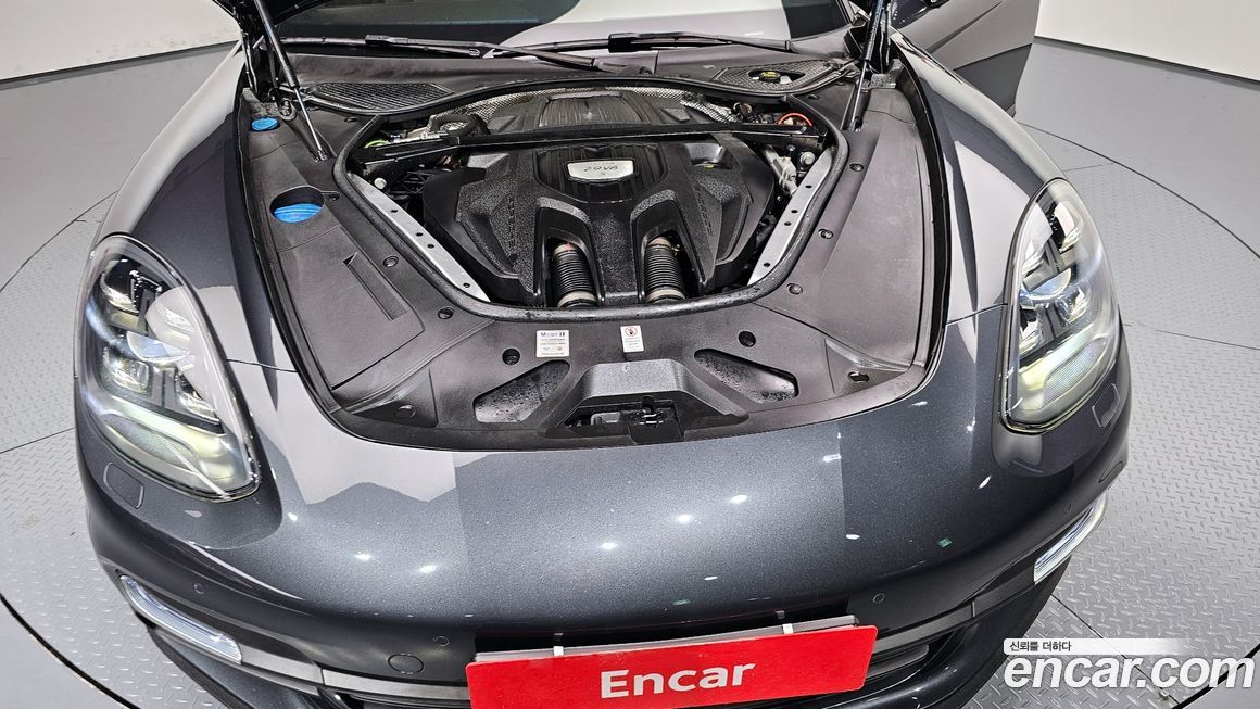 Porsche Panamera 2018