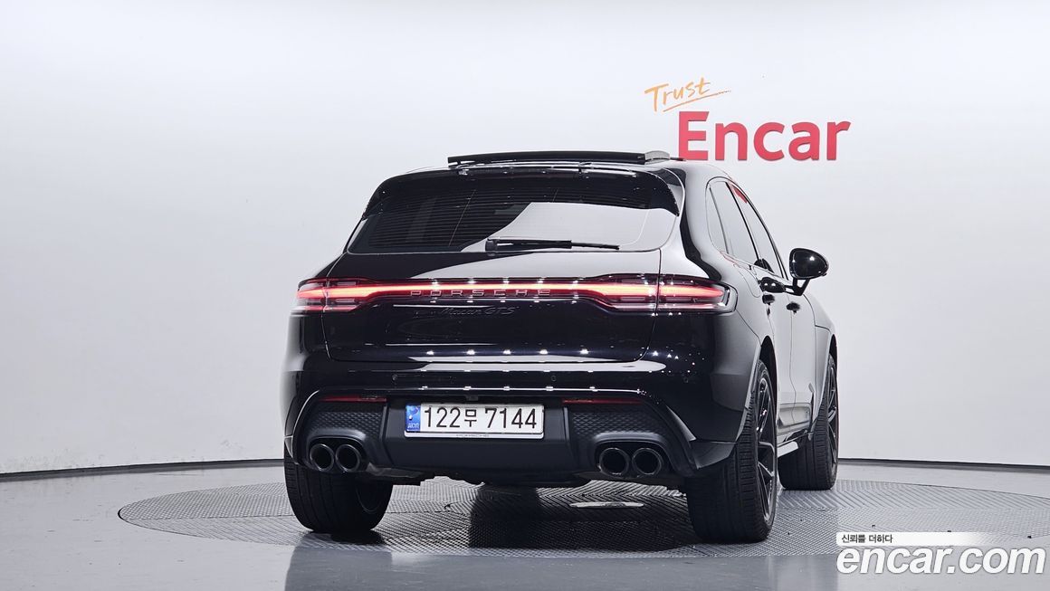 Porsche Macan 2022