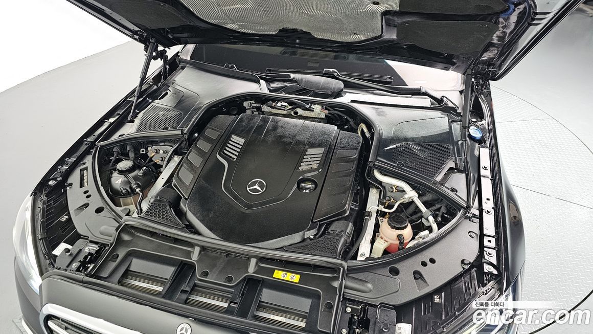 Mercedes-Benz S-Class 2022