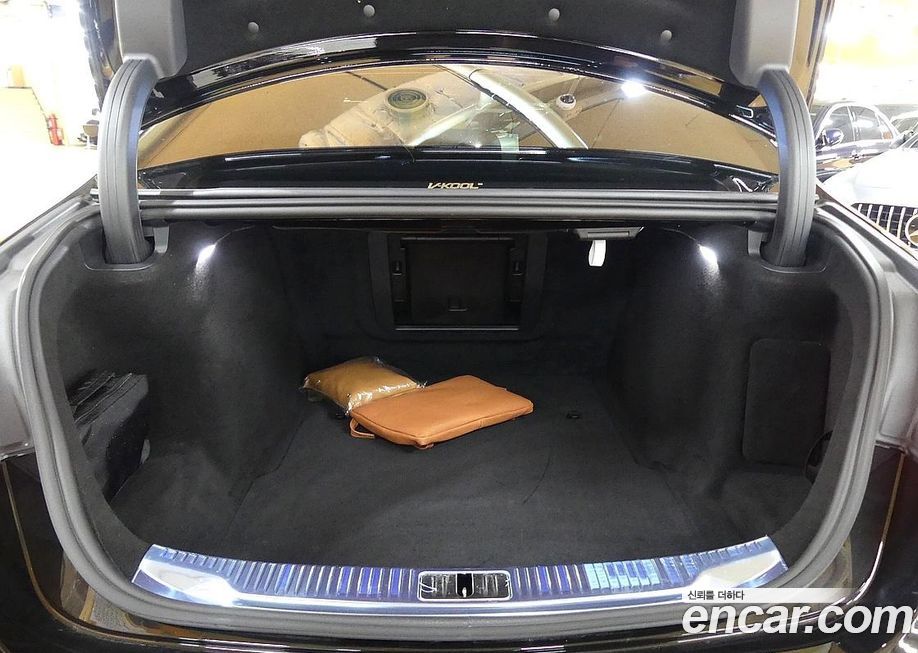 Mercedes-Benz S-Class 2022