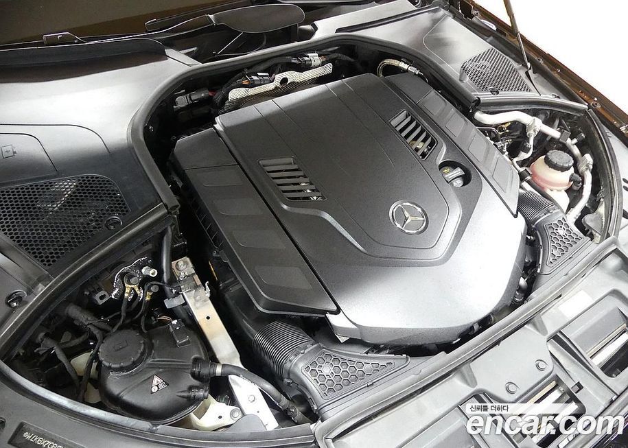 Mercedes-Benz S-Class 2022